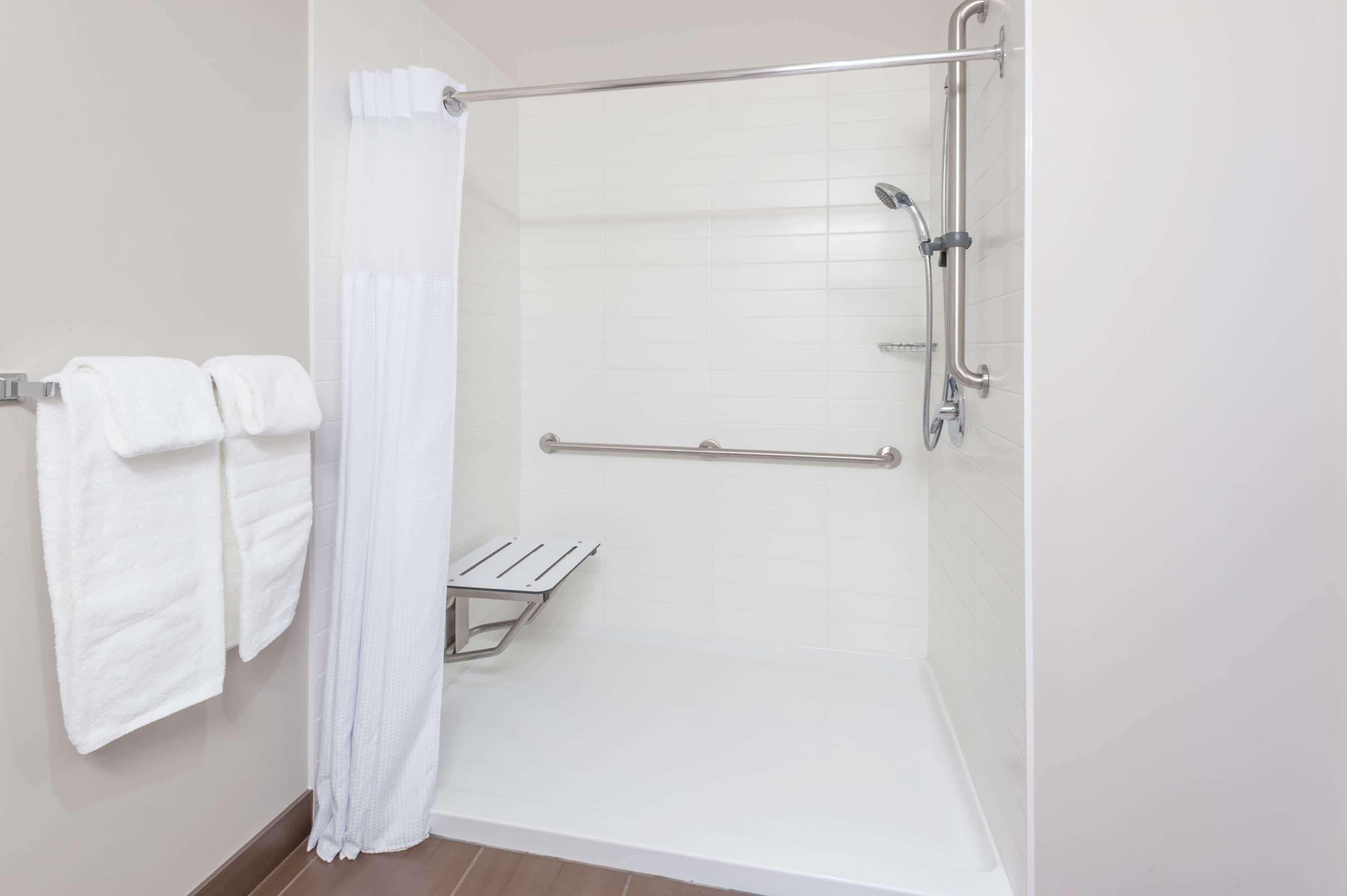 Microtel Inn & Suites By Wyndham Fort Saint John Fort St. John Экстерьер фото