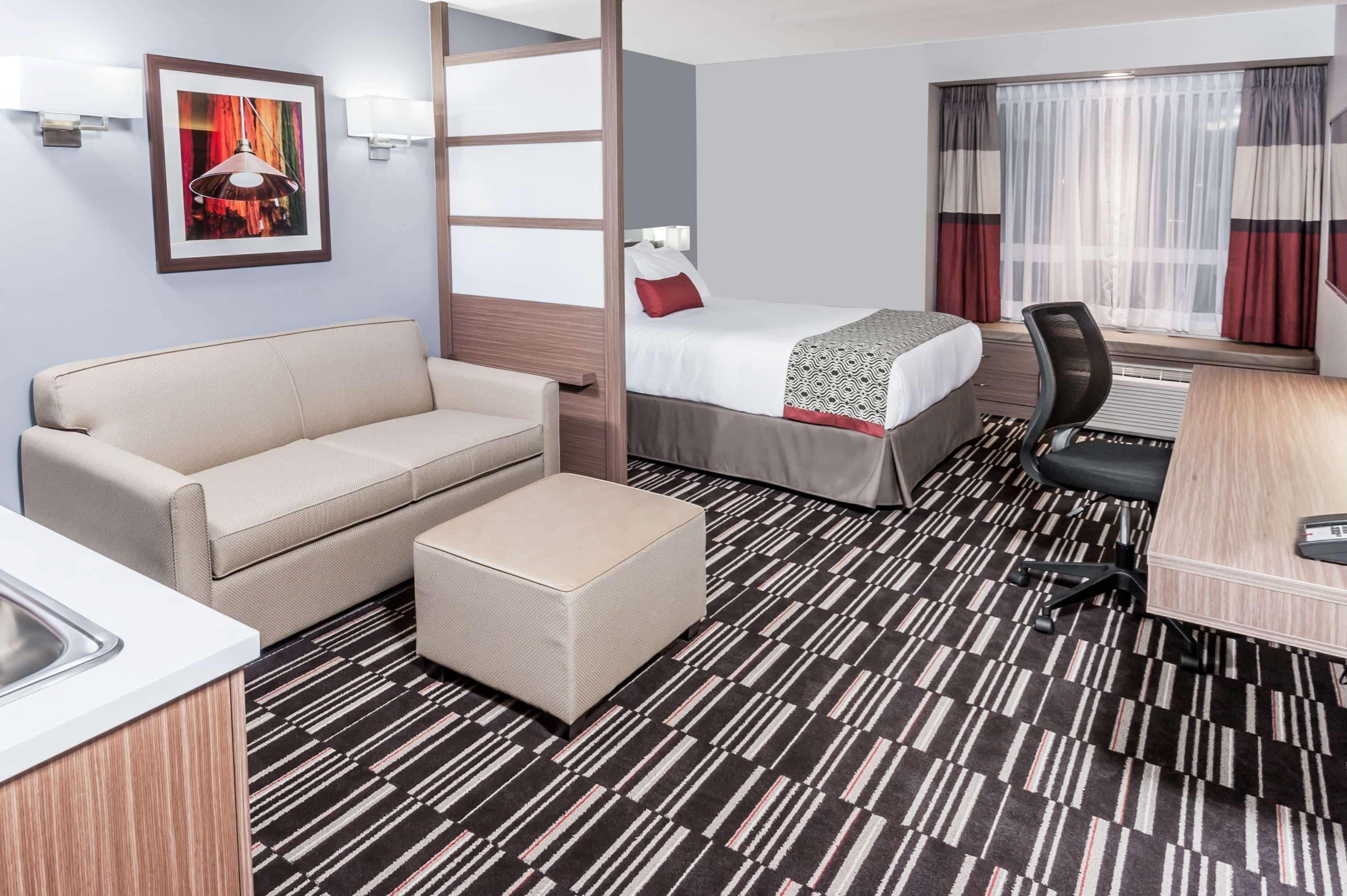 Microtel Inn & Suites By Wyndham Fort Saint John Fort St. John Экстерьер фото